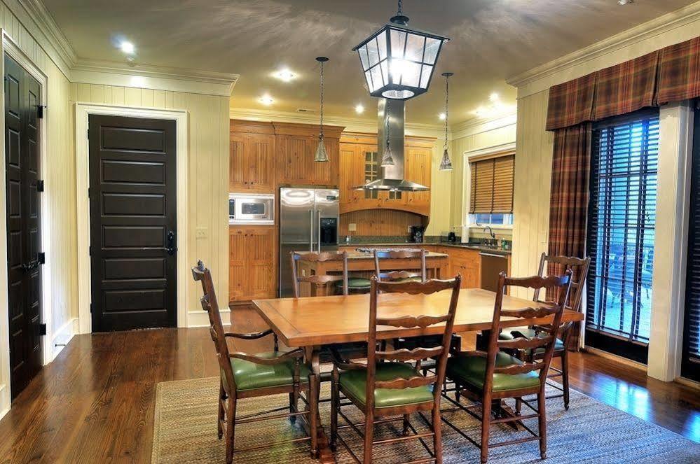 Bright'S Creek Lodge Columbus Екстериор снимка