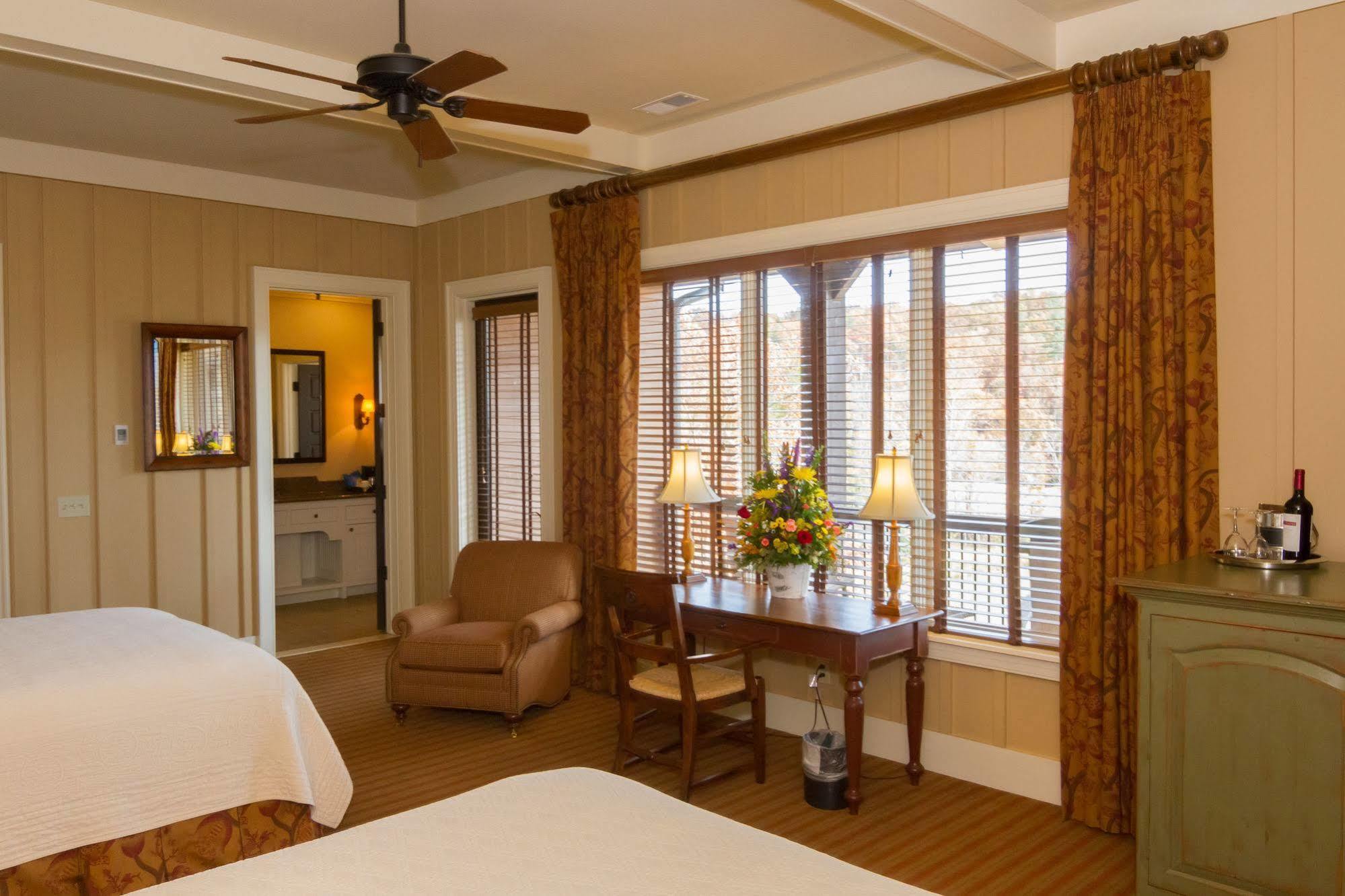Bright'S Creek Lodge Columbus Екстериор снимка